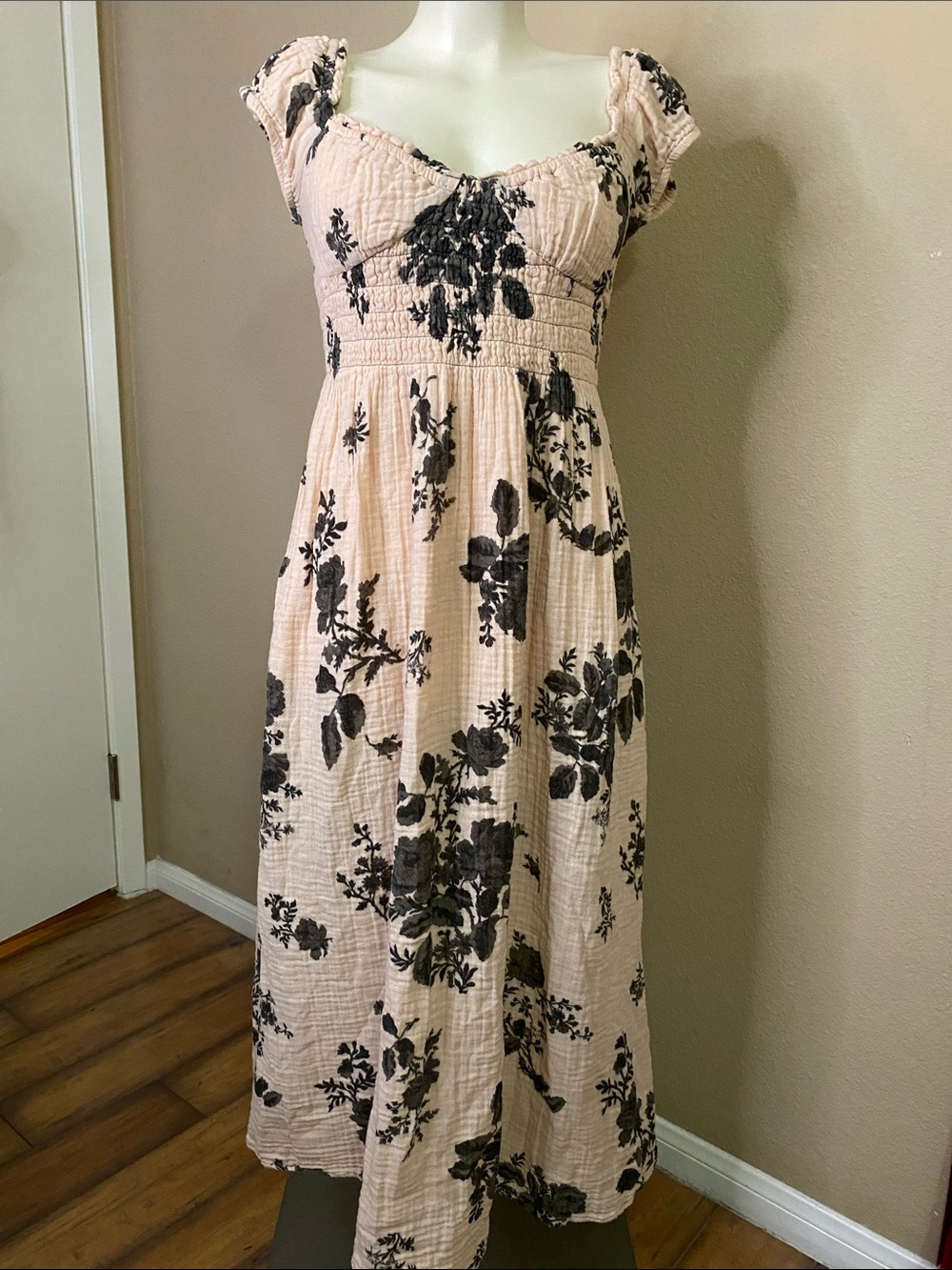 Free People Blush Pink Floral crinkle cotton Maxi Dress XS